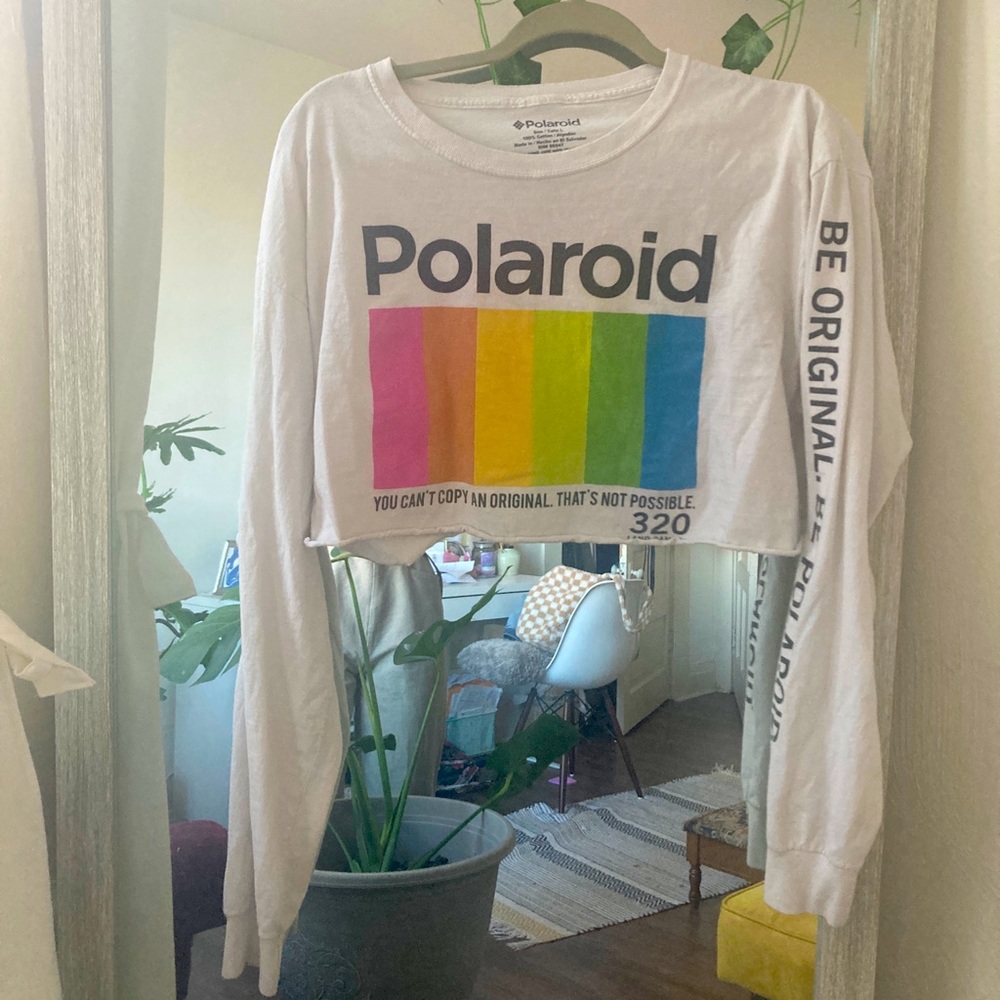 VINTAGE POLAROID LONG SLEEVE CROP TEE SHIRT WITH SLEEVE DETAIL— Size L